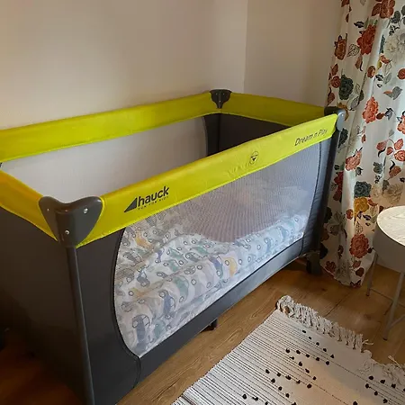 Ferienhaus Townhouse Am Kurpark - Top Bewertet Von Familien! Ruhig, Zentral - Mit Terrasse, Parkplatz, Wallbox, Grill, Und Inklusive Waeschepaket *